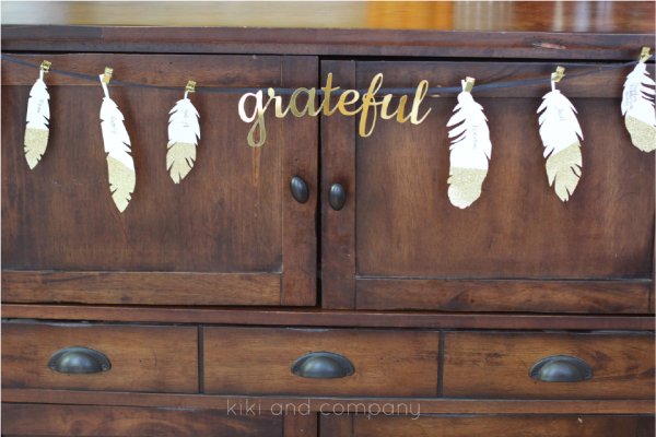 Thanksgiving Feathers free printable from kiki and company. So fun!