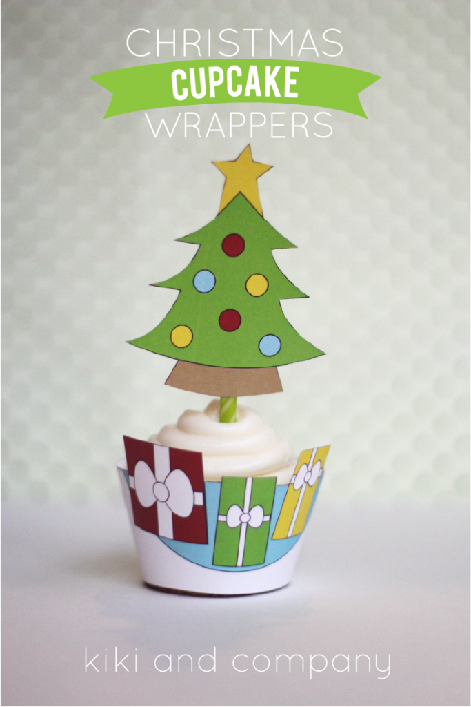 Christmas Cupcake Wrappers from Kiki and Company | free Christmas printables | free holiday printables | fun Christmas ideas | holiday cupcake wrappers || Design Dazzle #cupcakewrappers #holidayprintables #holidaytreats